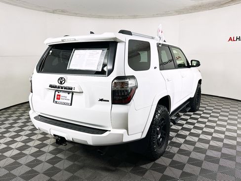 Certified 2024 Toyota 4Runner SR5 Premium image 3