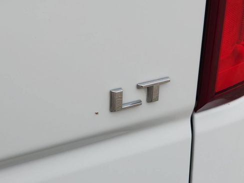 Used 2019 Chevrolet Silverado 1500 LT Trail Boss AWD/4WD image 10