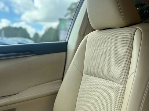 Used 2014 Lexus ES 350 image 16