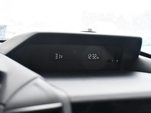 Used 2018 Subaru Crosstrek 2.0i Premium image 23