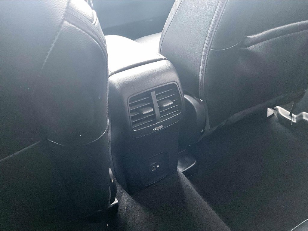Used 2022 Ford Escape SEL w/ Technology Package AWD/4WD image 12