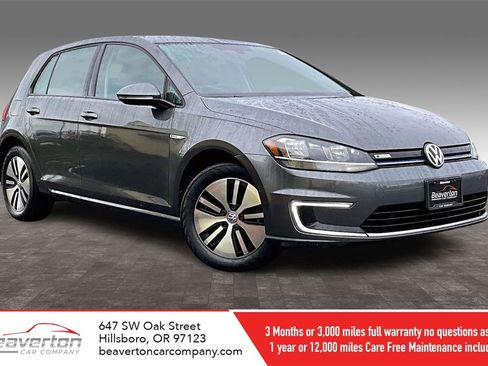 Used 2018 Volkswagen e-Golf SE w/ DC Fast Charging Package image 1