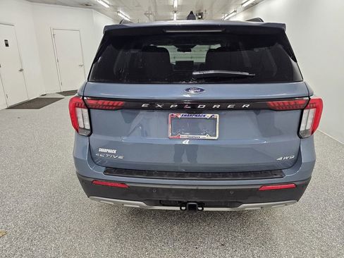 New 2026 Ford Explorer Active w/ Active Comfort Package AWD/4WD image 5