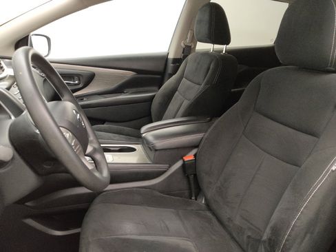 Used 2018 Nissan Murano S image 17