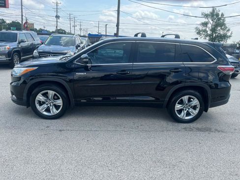 Used 2016 Toyota Highlander Limited Platinum AWD/4WD image 2