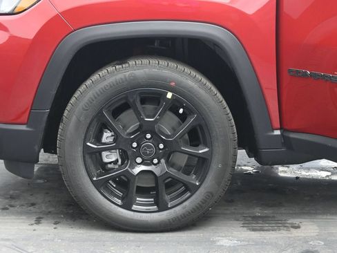 New 2026 Jeep Compass Latitude AWD/4WD image 35