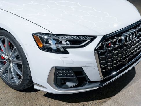 Used 2023 Audi S8 4.0 TFSI image 29