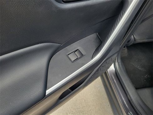 Used 2024 Toyota RAV4 LE image 10