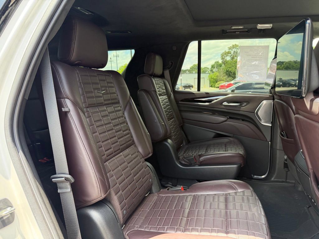 Used 2021 Cadillac Escalade Sport Platinum AWD/4WD image 30