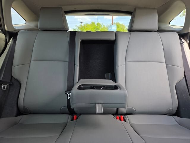 Used 2024 Toyota Venza XLE AWD/4WD image 12