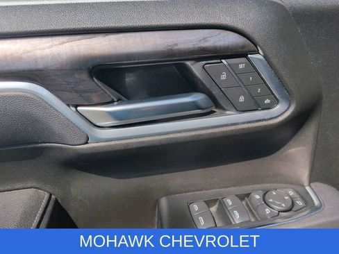 Used 2025 Chevrolet Silverado 1500 LTZ w/ LTZ Premium Package AWD/4WD image 24