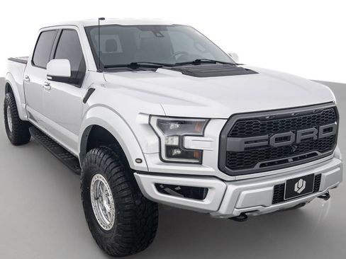 Used 2018 Ford F150 Raptor w/ Equipment Group 802A Luxury image 1