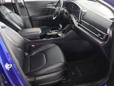 Used 2023 Kia Sportage SX image 24