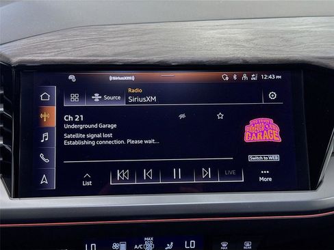 Used 2024 Audi Q4 e-tron Premium Plus w/ Premium Plus image 15