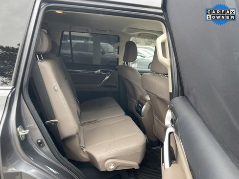 Used 2023 Lexus GX 460 Premium image 33
