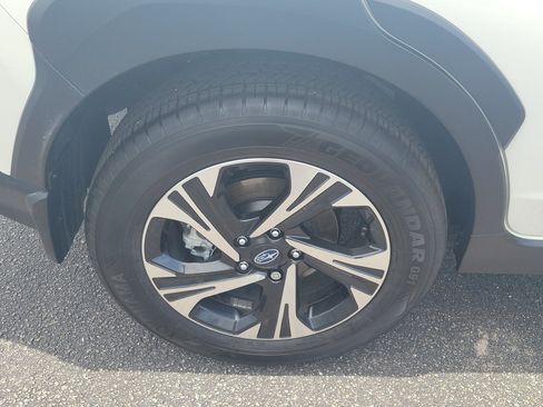 Used 2024 Subaru Crosstrek 2.0i Premium AWD/4WD image 10