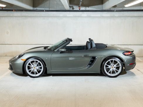 Certified 2025 Porsche 718 Boxster RWD image 2