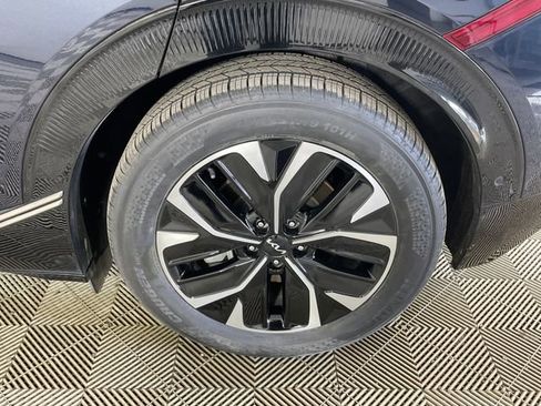 Certified 2023 Kia EV6 Wind w/ Wind Technology Package image 19