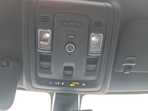 Used 2022 Chevrolet Tahoe RST image 23