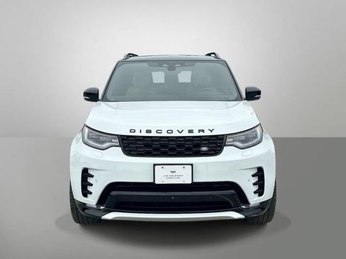 Used 2025 Land Rover Discovery Dynamic SE AWD/4WD image 24