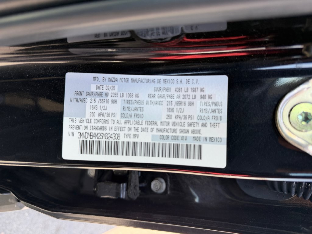 Used 2025 MAZDA CX-30 AWD 2.5 S image 38