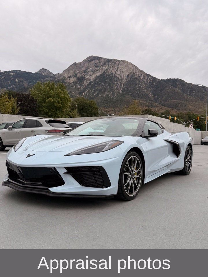 Used 2024 Chevrolet Corvette Stingray Preferred Conv w/ Z51 Performance Package RWD image 1