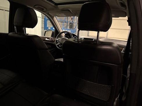 Used 2013 Mercedes-Benz GL 450 4MATIC image 27