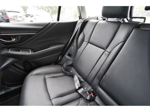 Certified 2024 Subaru Outback Limited AWD/4WD image 11
