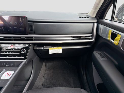 New 2026 Hyundai Santa Fe SE image 19