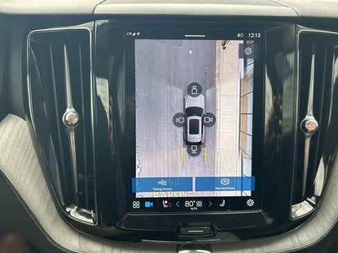 Certified 2025 Volvo XC60 B5 Plus image 23