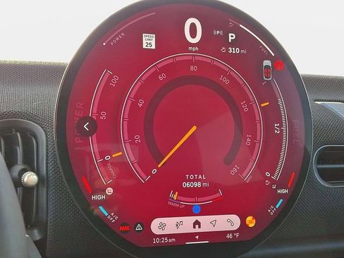 Used 2025 MINI Cooper 2-Door Hardtop image 26