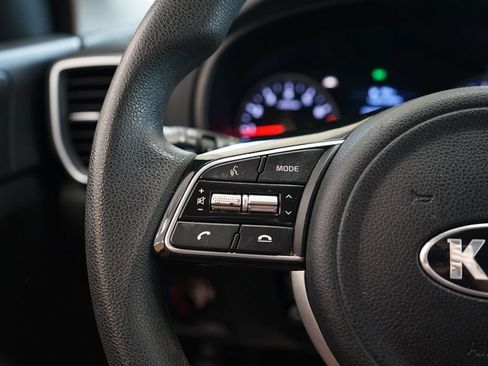 Used 2020 Kia Sportage LX AWD/4WD image 29