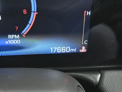 Used 2024 Chevrolet TrailBlazer RS w/ Driver Confidence Package FWD image 16