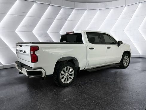 Used 2020 Chevrolet Silverado 1500 Custom w/ Custom Convenience Package image 4