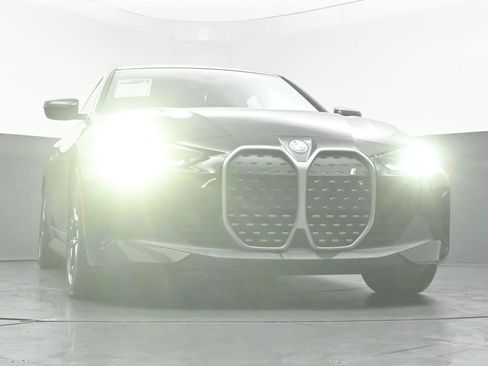 Used 2022 BMW i4 eDrive40 w/ Premium Package RWD image 46