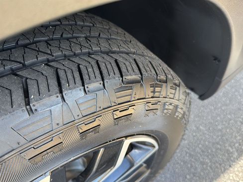 Used 2025 Chevrolet TrailBlazer ACTIV w/ Convenience Package image 36