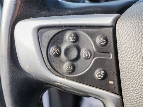 Used 2023 GMC Terrain SLT image 14