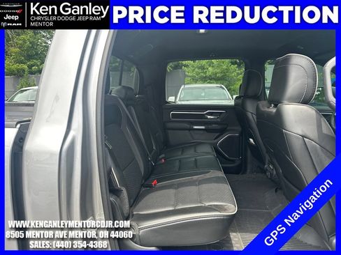 Used 2024 RAM 1500 Laramie AWD/4WD image 23