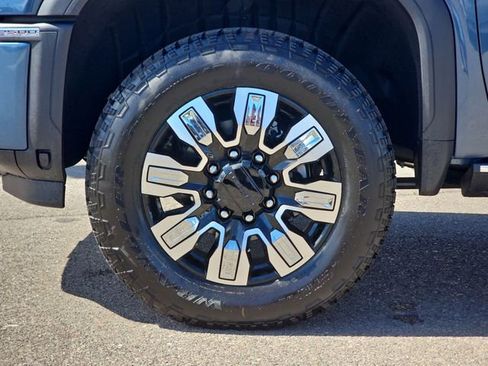 New 2026 GMC Sierra 2500 Denali w/ Denali Reserve Package AWD/4WD image 19