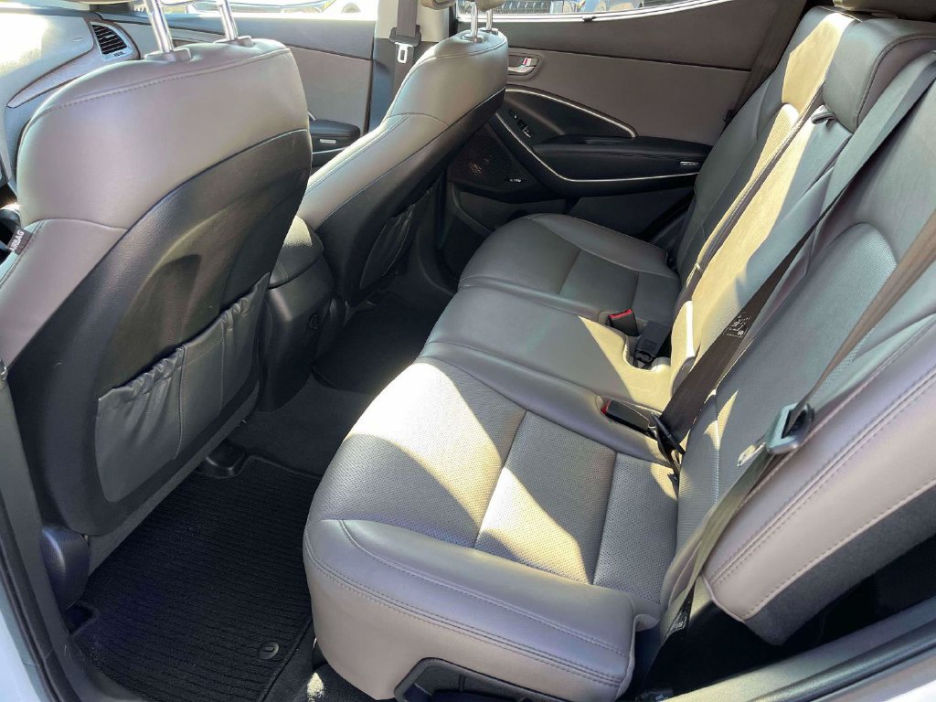 Used 2018 Hyundai Santa Fe Sport w/ 2.4L Tech Package 04 AWD/4WD image 6