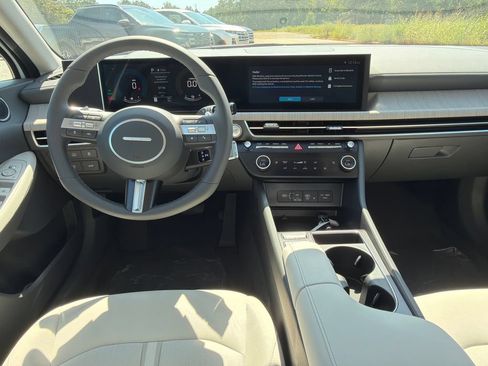 New 2026 Hyundai Sonata SEL FWD image 23