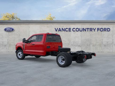 New 2025 Ford F350 XL w/ XL Chrome Package image 5