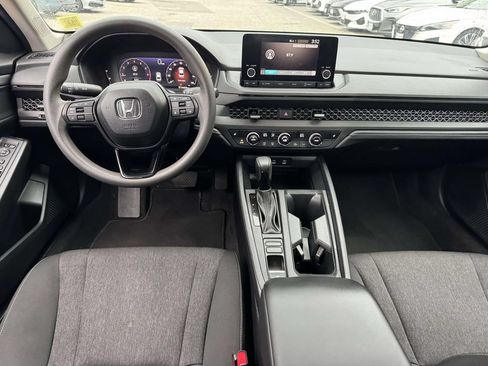 Used 2023 Honda Accord EX image 14