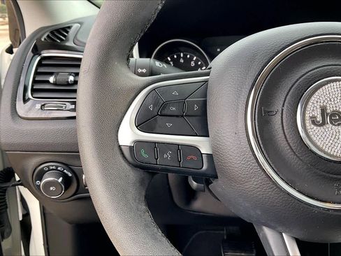 Used 2021 Jeep Compass Latitude w/ Sun and Sound Group image 23