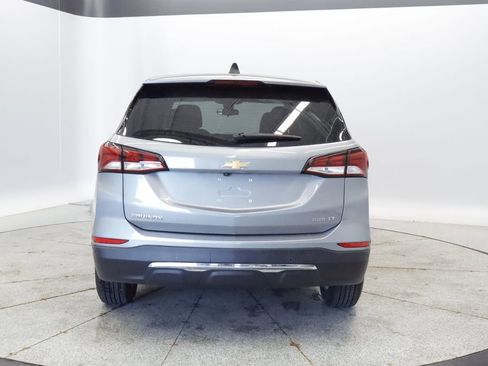 Used 2024 Chevrolet Equinox LT AWD/4WD image 4