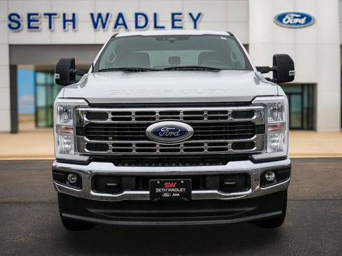 Used 2024 Ford F250 XLT w/ FX4 Off-Road Package AWD/4WD image 2