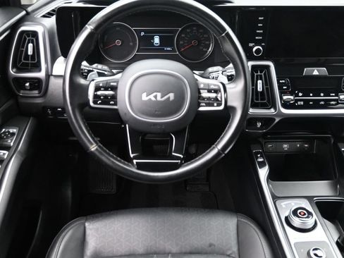 Used 2023 Kia Sorento EX AWD/4WD image 15