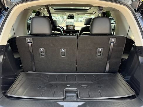 Certified 2024 Honda Pilot Touring image 17