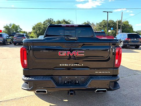 Used 2023 GMC Sierra 1500 Denali AWD/4WD image 5