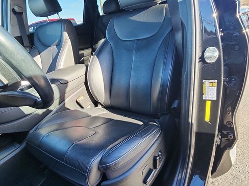 Used 2022 Hyundai Santa Fe Limited image 22